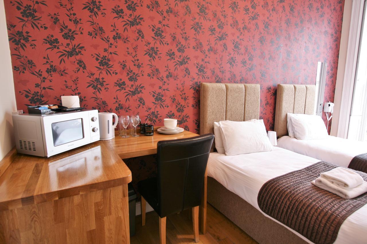 Central Studios Gloucester Place By Roomsbooked Cheltenham Exterior photo
